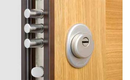 serrurier pose  de porte indre